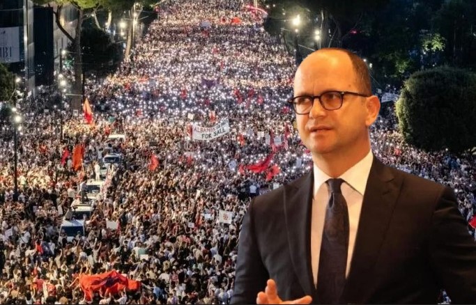Ditmir-Bushati-protesta