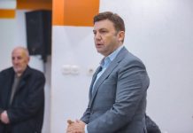 VLEN: Dyfytyrësia e Bujarit: Natën të vret, ditën të qan!