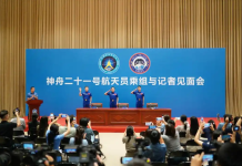 Astronautët të “Shenzhou-21” rrëfejnë momentet kryesore nga misioni 210-ditor