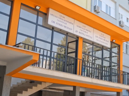 Situata me ujin në Gostivar normalizohet, por vazhdojnë rastet me probleme shëndetësore