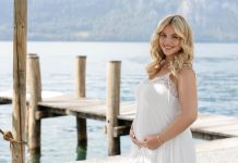 Afrona Dika tregon barkun e rrumbullakosur në pritje të ëmbël