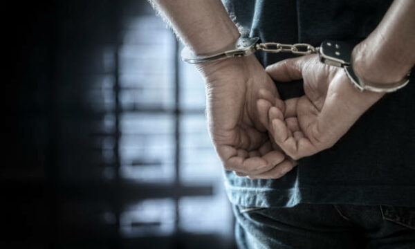 te-shtena-me-arme-ne-darsem-ne-doberdoll-policia-arreston-6-persona-ja-detajet