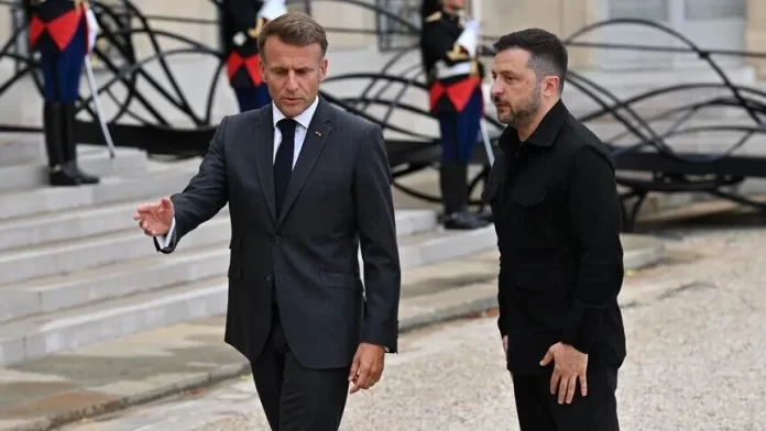 auto_MACRON1785933920