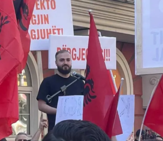 Besjan Rexhepi replikon ndaj ministrit Shasivari për Jurisprudencën: Pozicioni ynë mbështetet në kushtetutë, nuk ka vend për zvarritje