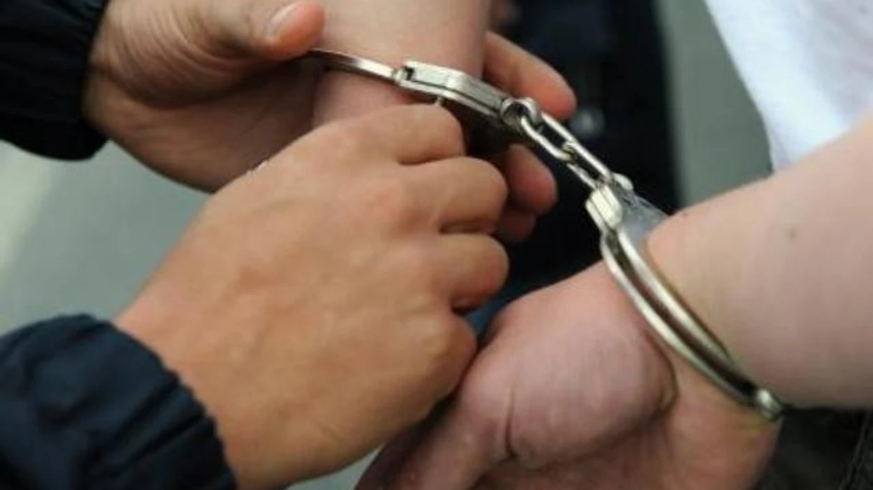 Policia në Shkup arreston 22-vjeçarin nga Kosova: Vjedhje e rëndë, lëndim trupor dhe zhvatje 