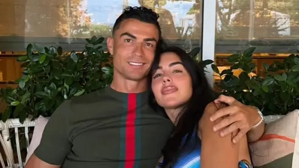 Pas komenteve për trupin  Georgina zbulon çfarë i tha Cristiano Ronaldo