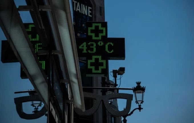 evropa-perendimore-thyen-rekordin-e-temperaturave