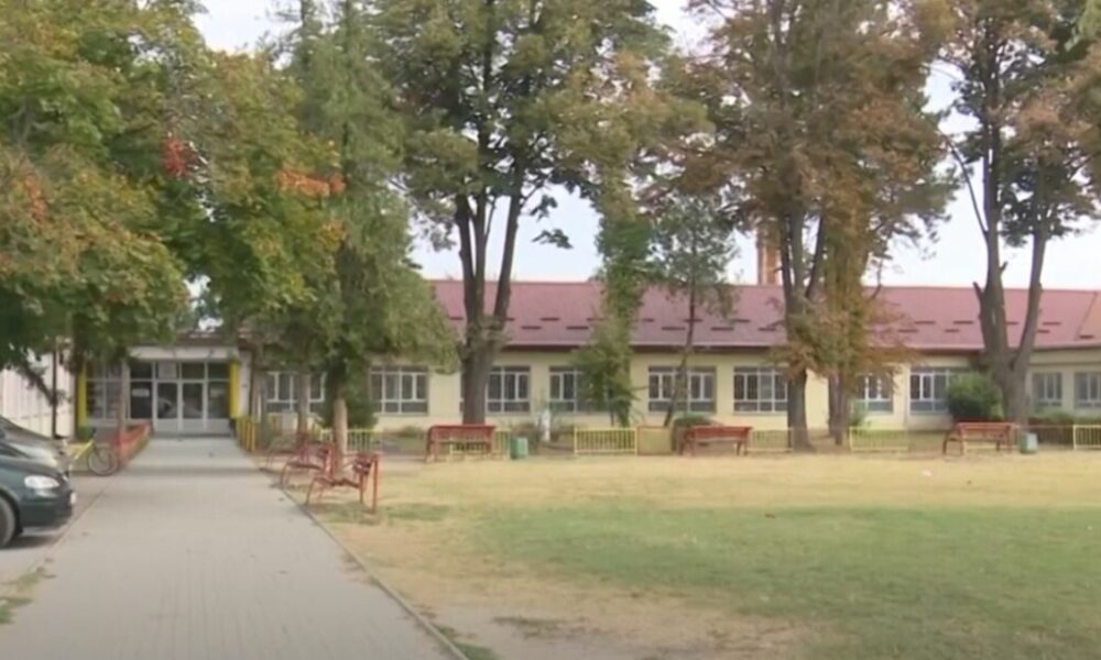 Në Idrizovë shqipja ndalet në klasën e pestë: Pas saj, fëmijët duhet të zgjedhin mes maqedonishtes ose udhëtimit