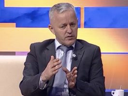 Bërvenica, era e pazarëve politikë: BDI e VLEN, kush po ia bën llogaritë Mickoskit?
