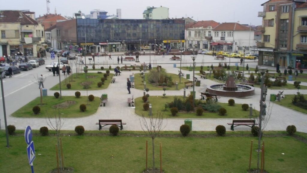 3 persona për parking e rrahin egërsisht 50-vjeçarin në Gostivari