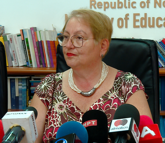 Janevska për shkollën “Penko”: Duhet të respektohet rajonizimi i shkollave