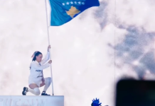 Katy Perry pas koncertit në Kosovë: Ishte magjike, faleminderit Dua Lipa dhe Sunny Hill