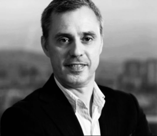 Xhevdet Hajredini falënderon të gjithë për ngushëllimet pas humbjes së djalit të tij, Lirimit