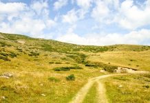 Ndalimi i lëvizjes në malet e Sharrit vazhdon deri më 30 shtator