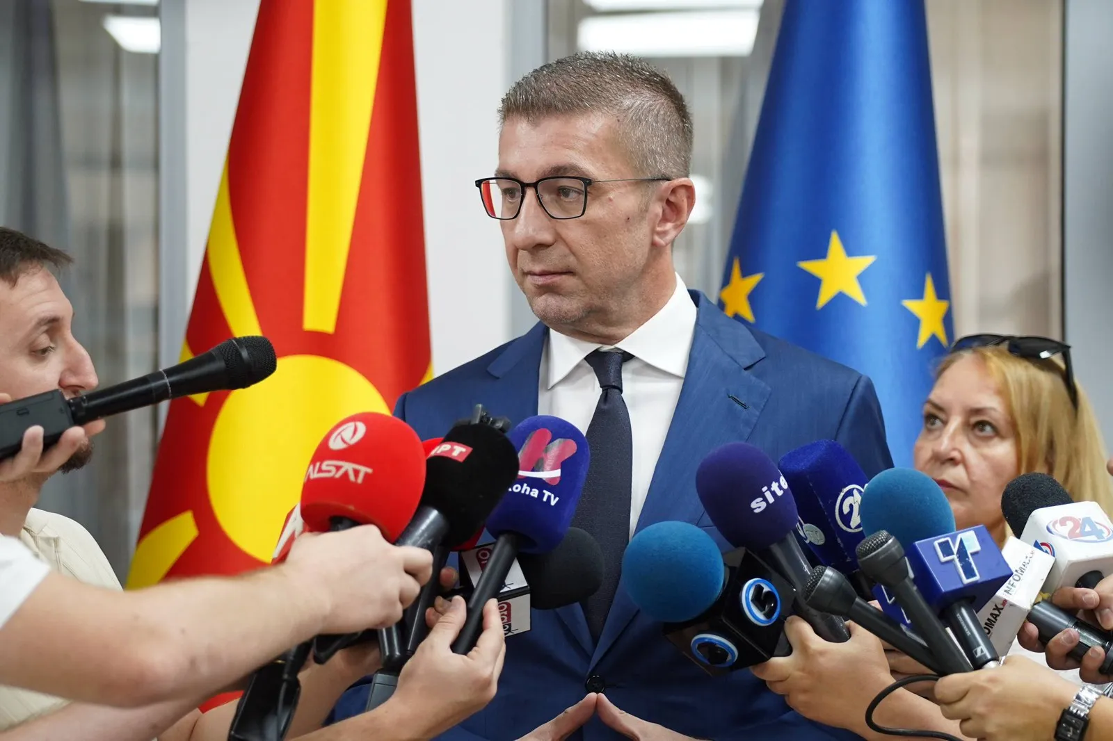 Mickoski: Avionët ushtarakë amerikanë përdorin çdo ditë aeroportet e RMV-së