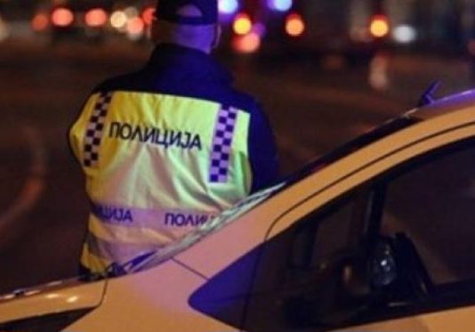 E sulmoi babanë me shkop, arrestohet 30-vjeçarja nga Gostivari