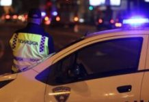 I shkoi në banesë e ofendoi dhe ia mori 3-vjeçaren pa pëlqimin e nënës