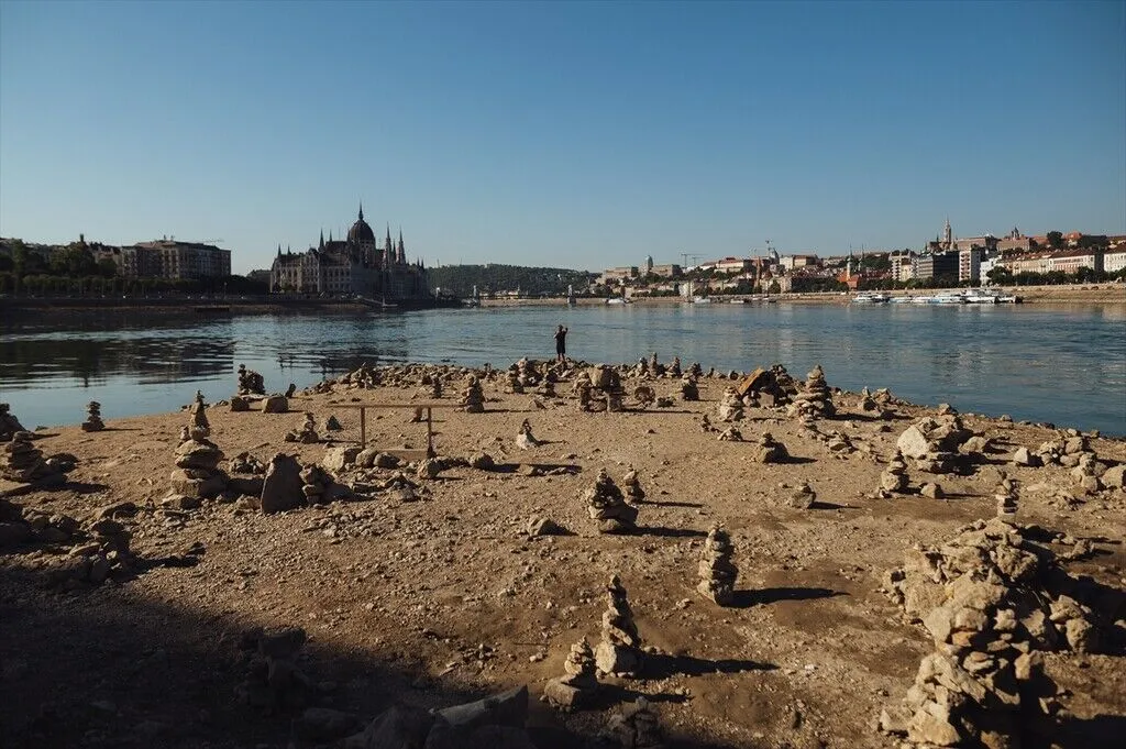 Danubi arrin nivelin më të ulët historik në Budapest