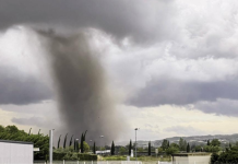 Tornado godet jugperëndimin e Francës, raportohet për disa të plagosur