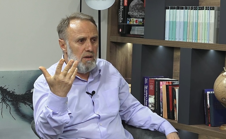 Xhezair Shaqiri: Shqipëria dhe Kosova u kanë borxh respekt ushtarëve të UÇK-së