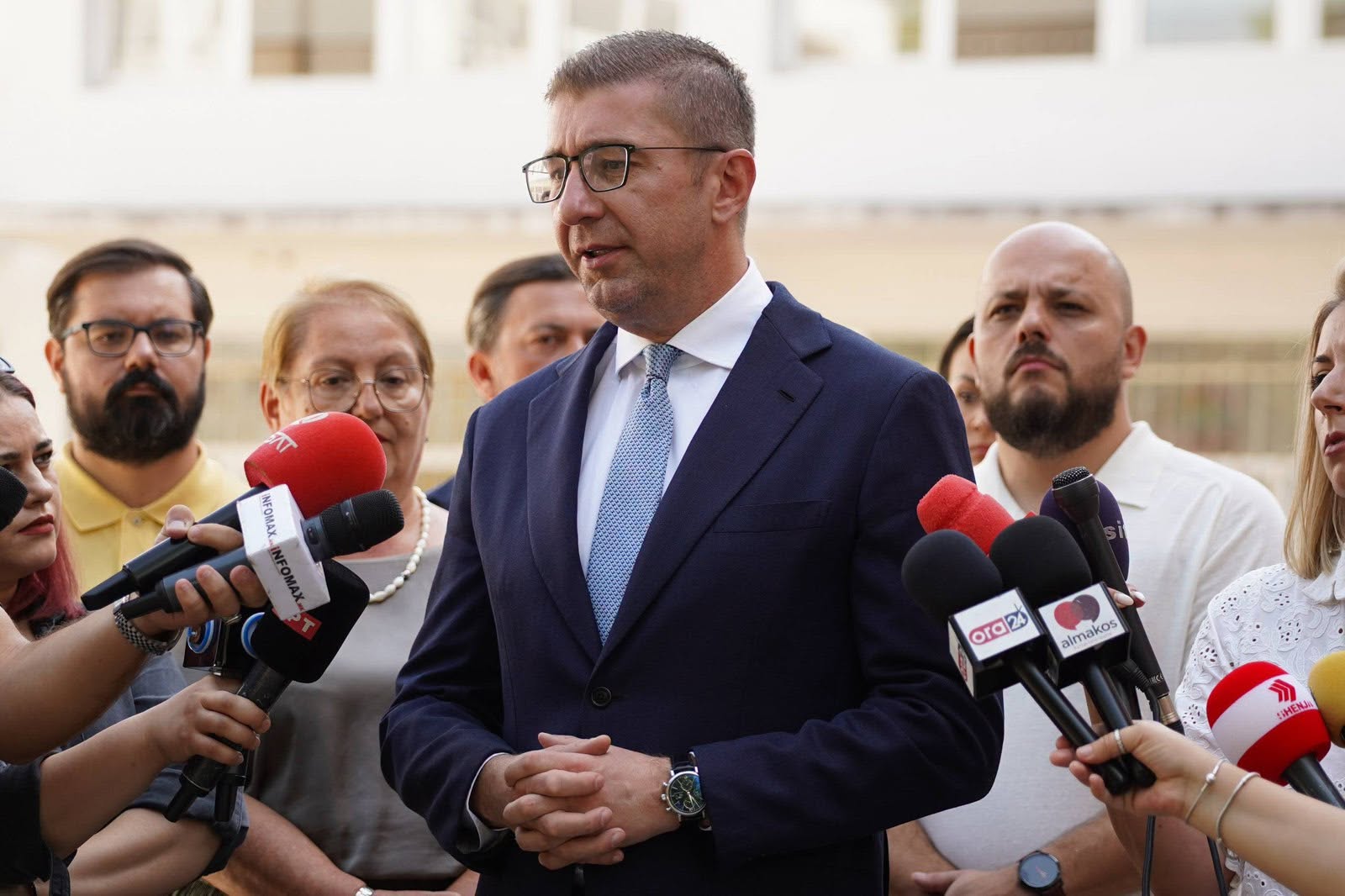 “Të gjithë e mbushin buxhetin”, Mickoski: Përveç shqipes, në Shkollën e Policisë do të mësohet edhe në gjuhën turke e rome