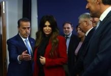 “Mund të rrëzojmë çdo qeveri që duam”/ Deklarata e ambasadores amerikane shkakton polemika në Athinë, opozita kërkon shpjegime