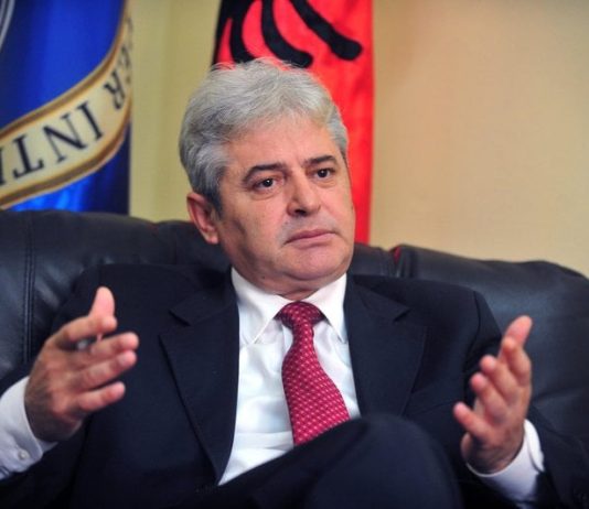 „Lirinë e kemi paguar me gjak“, Ahmeti: Duhet t’i jemi mirënjohës Amerikës që e bëri Kosovën shtet
