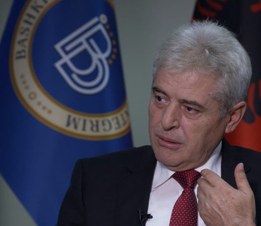 Ahmeti pas vendimit në Hagë: “I padrejtë dhe zhgënjyes, beteja vazhdon”