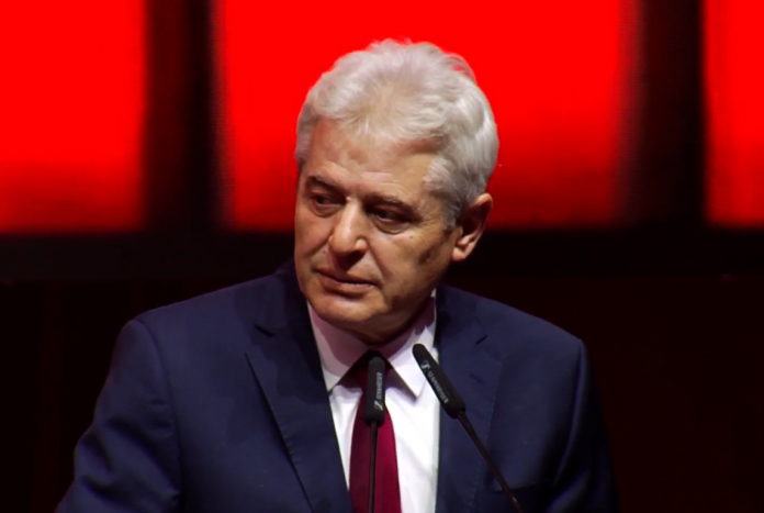 Ali Ahmeti nga Shkupi në Prishtinë   Për UÇK në     Fton në marshim më 12 shtator