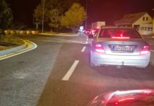 ‘One Stop Shop’ në Qafë Thanë, por pritjet nuk ndalen: Kolona të gjata edhe pas vendosjes së sistemit