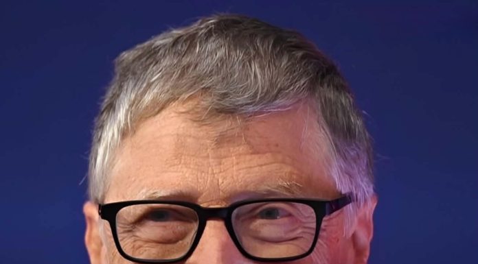 Bill Gates trondit botën: “AI mund të çojë në vdekjen e 1 miliard njerëzve”