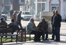 Alarmi te pensionet: Fondit i mungojnë 1 miliard euro në vit, Velkovski garanton pagesat