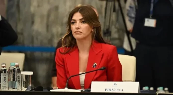 Raportohet se Haxhiu e ka dërguar në Qeveri projektligjin për ndryshimin e Ligjit për Dhomat e Specializuara
