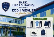 Shkolla “Luigj Gurakuqi” në Zhelinë rikujton rregullat: Ndalohet përdorimi i celularëve dhe kërkohet respektimi i kodit të veshjes