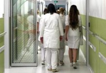 Mantelbardhët nën sulm: dhuna ndaj mjekëve rritet në Maqedoni, heshtja vazhdon