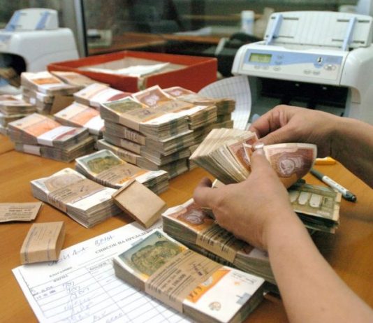 Deficiti buxhetor rritet në 38,2 miliardë denarë për tetë muaj