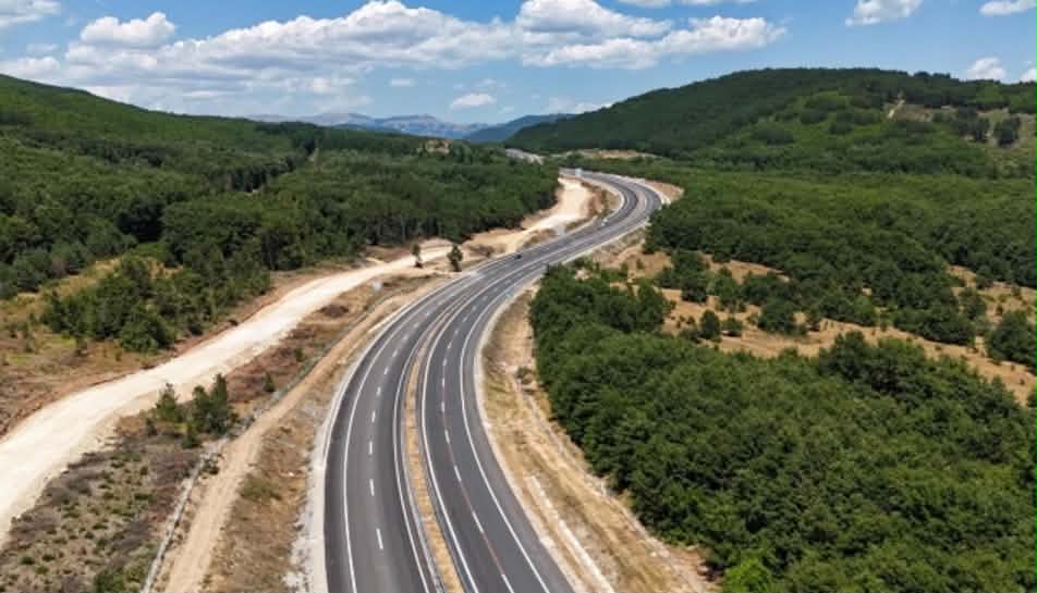 Autostrada Kërçovë Ohër në finish  Brenda dy muajsh hapet segmenti që shmang Presekën