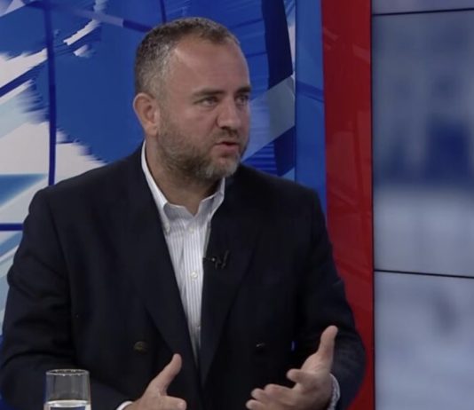 Vrasja në Çair: Njëri nga autorët duhej të ishte në burg, Toshkovski: I kemi provat, arrestimet janë çështje kohe