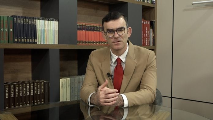 Ata që qëndruan 22 vjet në pushtet e shkelën me të dyja këmbët Marrëveshjen e Ohrit