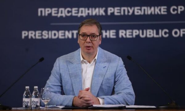 Serbia me mbi një milion votues më shumë se banorë të rritur  kërkohet verifikimi i listave zgjedhore