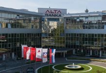Të punësuarit në Alta Banka: Na thanë t’i transferojmë pagat urgjentisht në bankat e tjera