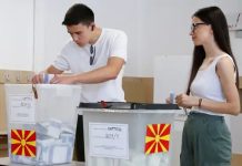 Anketa: 44,1% nuk i besojnë asnjë lideri, mbi një e katërta nuk do të votojnë