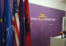 ASH: Asnjë shqiptar mes 13 mësuesve të shpërblyer nga MASh-i
