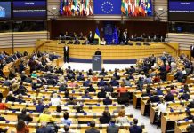 SHBA sanksionon gjyqtarë dhe prokurorin e Gjykatës së Hagës, afro 60 eurodeputetë kërkojnë reagim