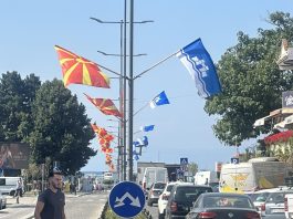 ‘Fundjavët e zgjatura’ mund të marrin fund, Oda Ekonomike kërkon maksimumi 13 ditë pushim