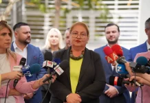Janevska: Të gjitha reformat janë urgjente po punojmë për përmirësimin e cilësisë së arsimit dhe harmonizimin e tij me tregun e punës