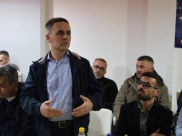 Kasami dhe Mexhiti vizitojnë shtabin e Jakup Huseinit në Çellopek: Edhe 7 ditë deri te ndryshimi
