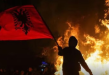 “Financial Times”: Protestat, kërcënim serioz për Ramën
