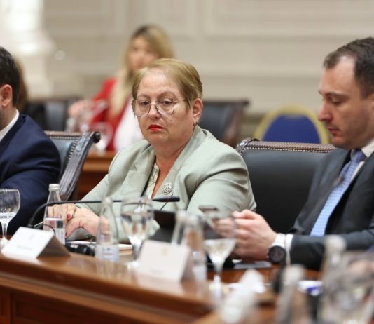 Polemika për konviktin “Stiv Naumov”: Janevska mohon akuzat për mure që shemben dhe çati që pikojnë!