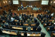 Kuvendi i Kosovës miraton rezolutë për hetimin e vrasjes së Arlinda Zekajt dhe parandalimin e dhunës ndaj grave